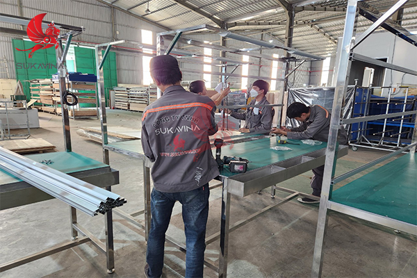 xác định rõ nhu cầu và mục tiêu lựa chọn loại bàn thao tác